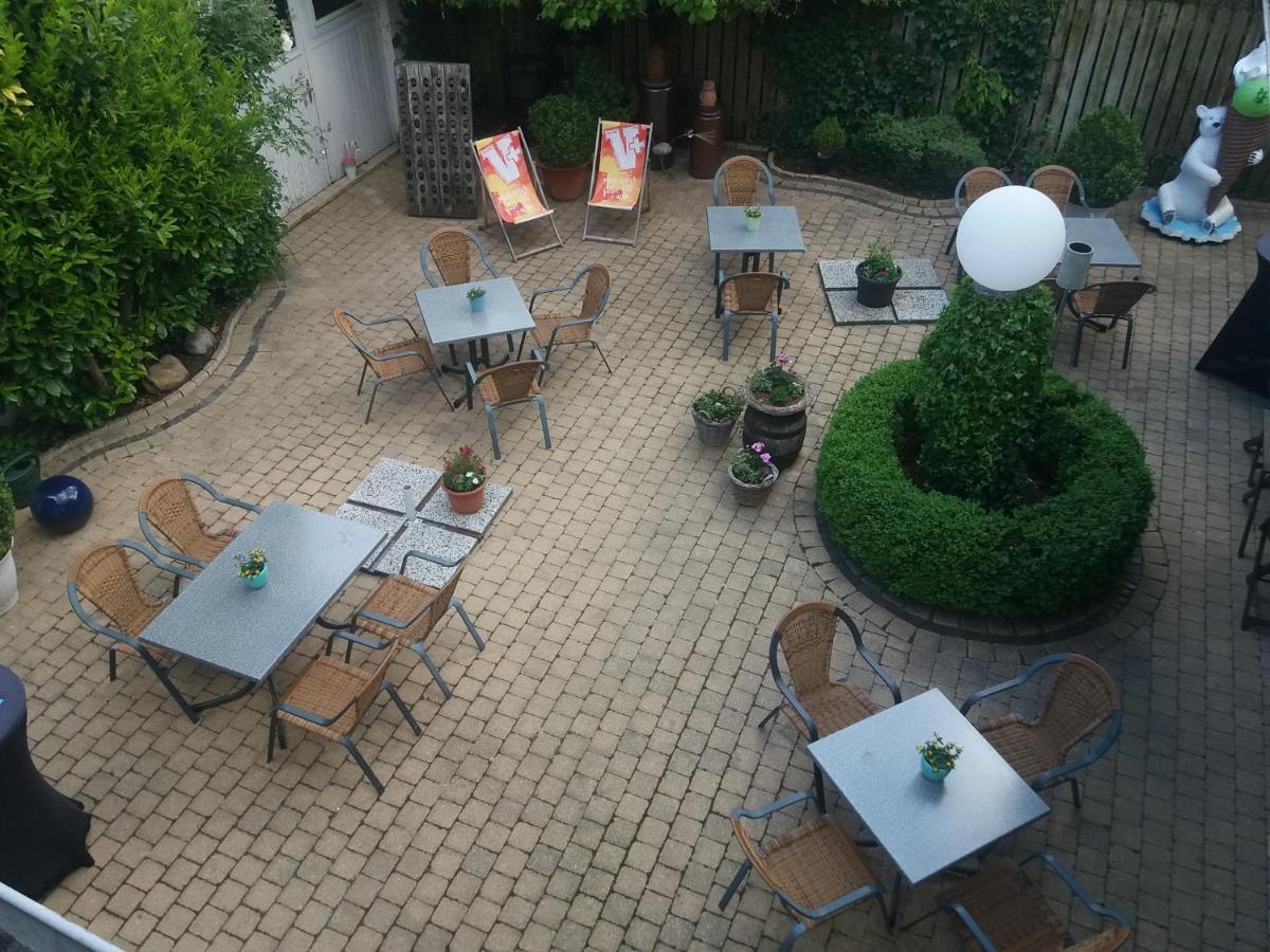 Hotel Schloemer คลอปเพนบวร์ก ภายนอก รูปภาพ