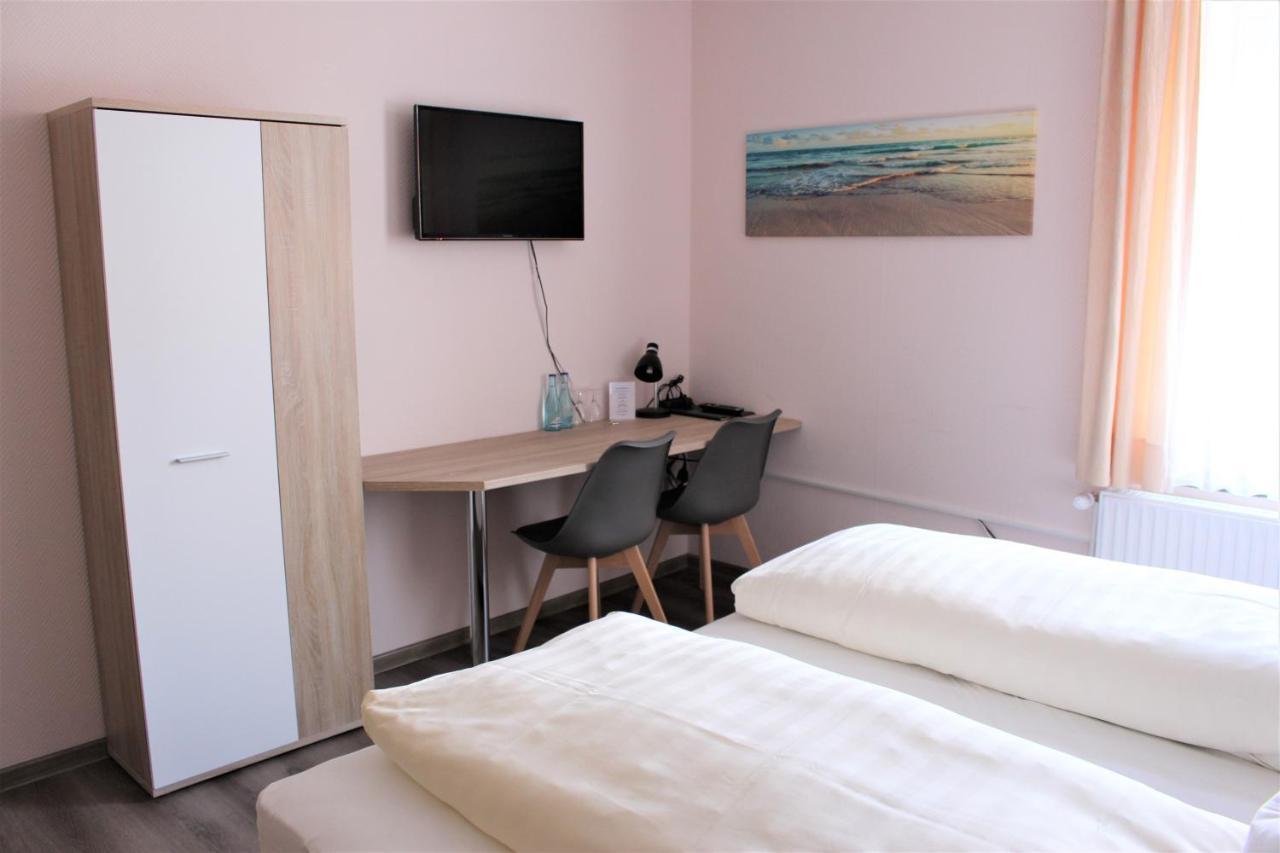 Hotel Schloemer คลอปเพนบวร์ก ภายนอก รูปภาพ