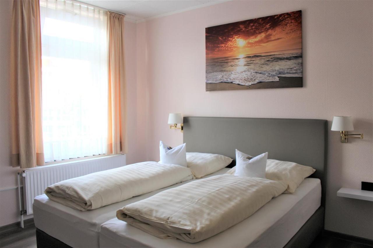 Hotel Schloemer คลอปเพนบวร์ก ภายนอก รูปภาพ