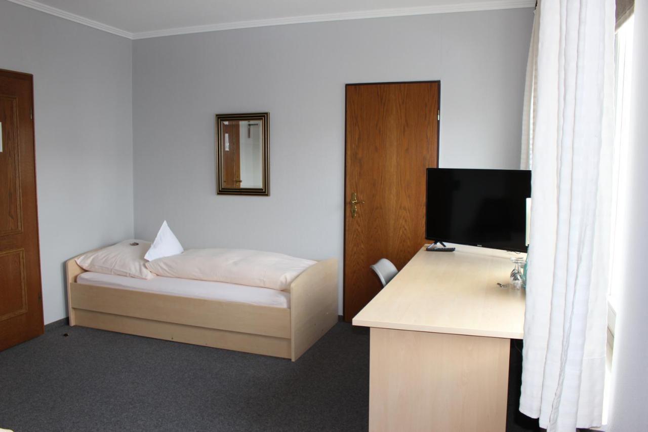Hotel Schloemer คลอปเพนบวร์ก ภายนอก รูปภาพ
