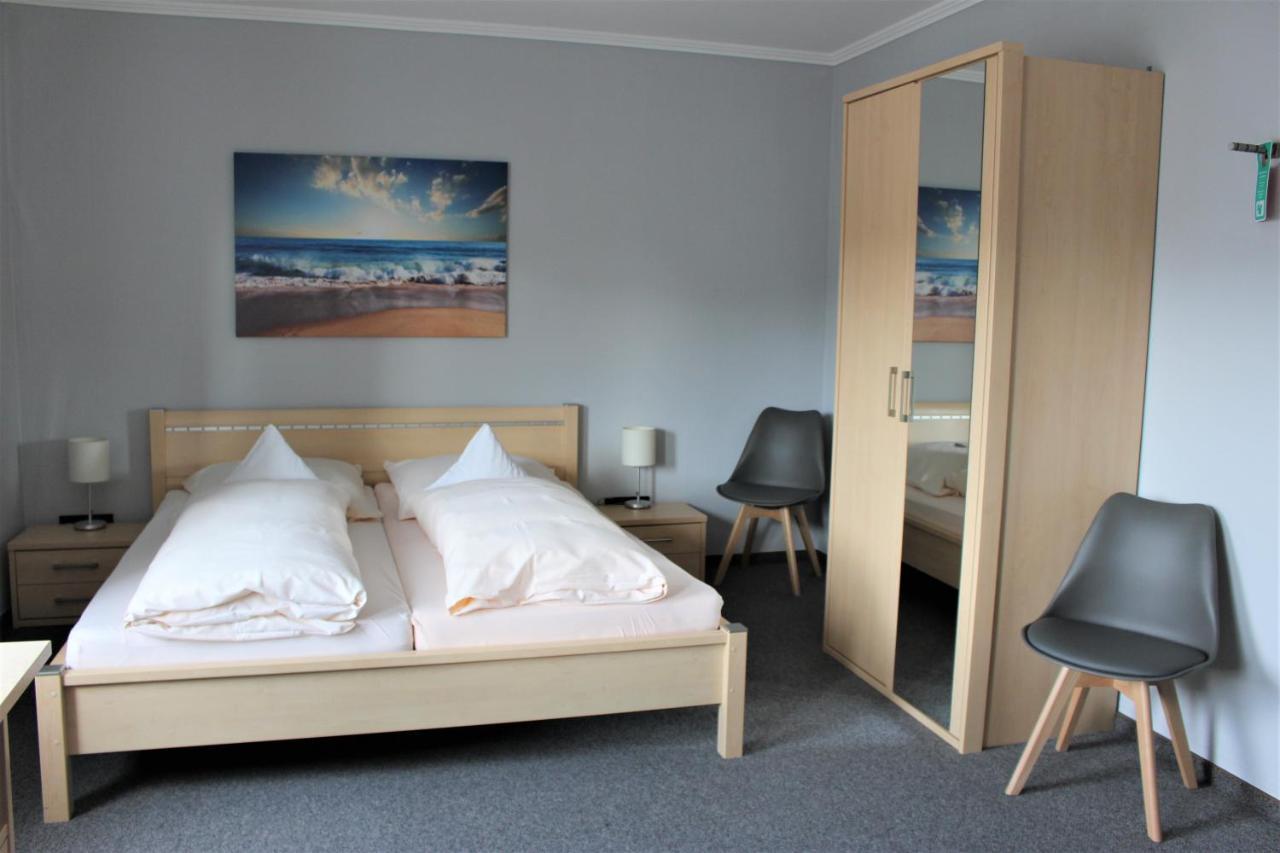 Hotel Schloemer คลอปเพนบวร์ก ภายนอก รูปภาพ