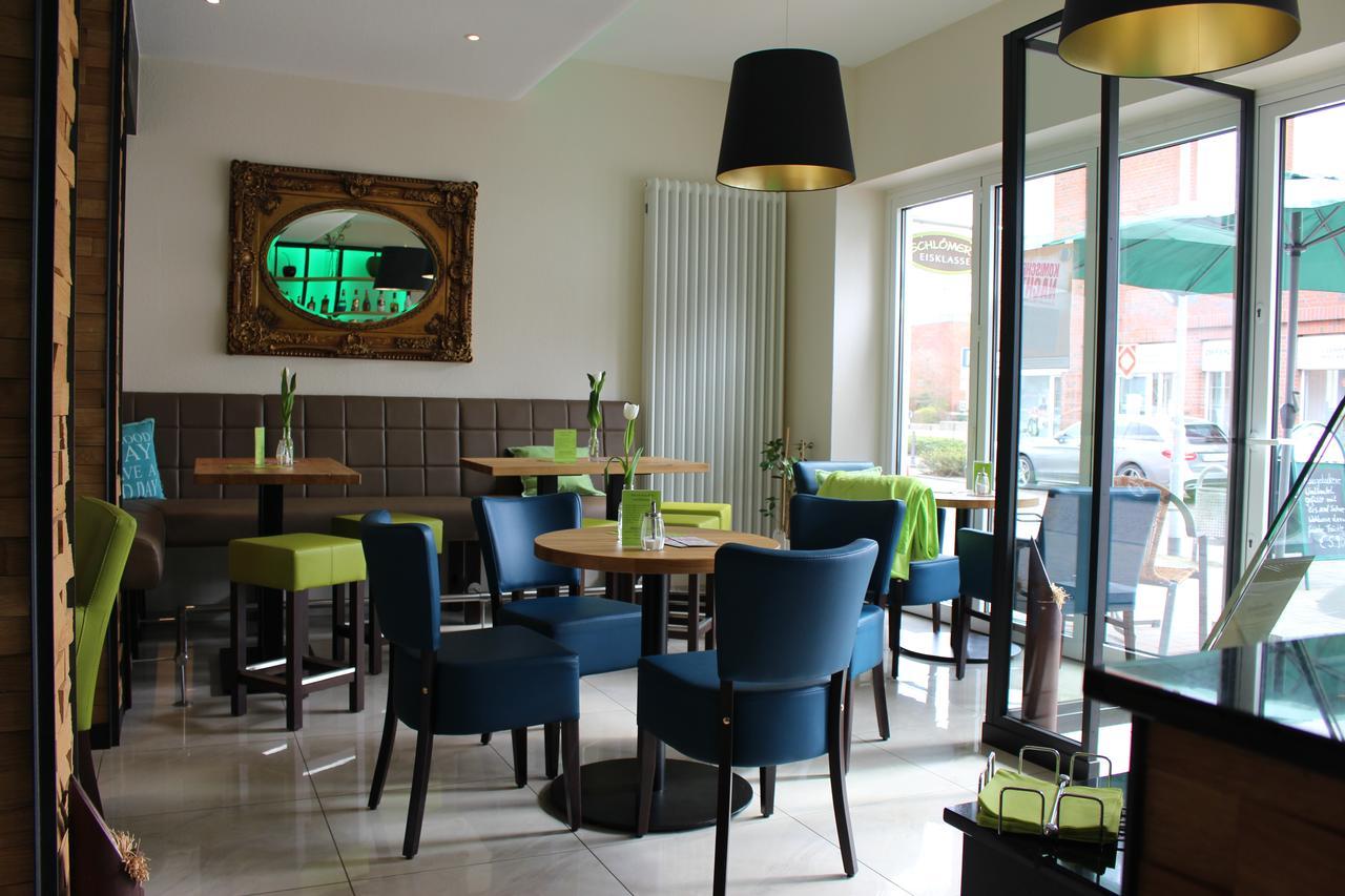Hotel Schloemer คลอปเพนบวร์ก ภายนอก รูปภาพ